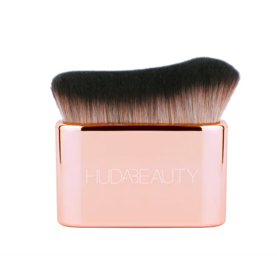 HUDA BEAUTY N.Y.M.P.H Body Blur & Glow Brush