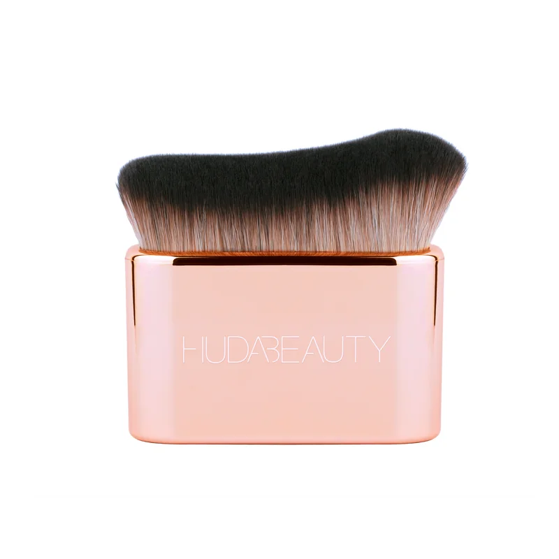 HUDA BEAUTY N.Y.M.P.H Body Blur & Glow Brush