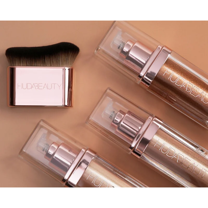 HUDA BEAUTY N.Y.M.P.H Body Blur & Glow Brush